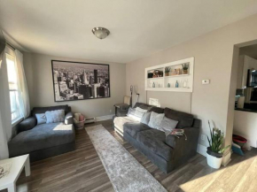 COZY 2BDR Near Downtown Yale & Tweed Airport
